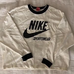Nike sweatshirt